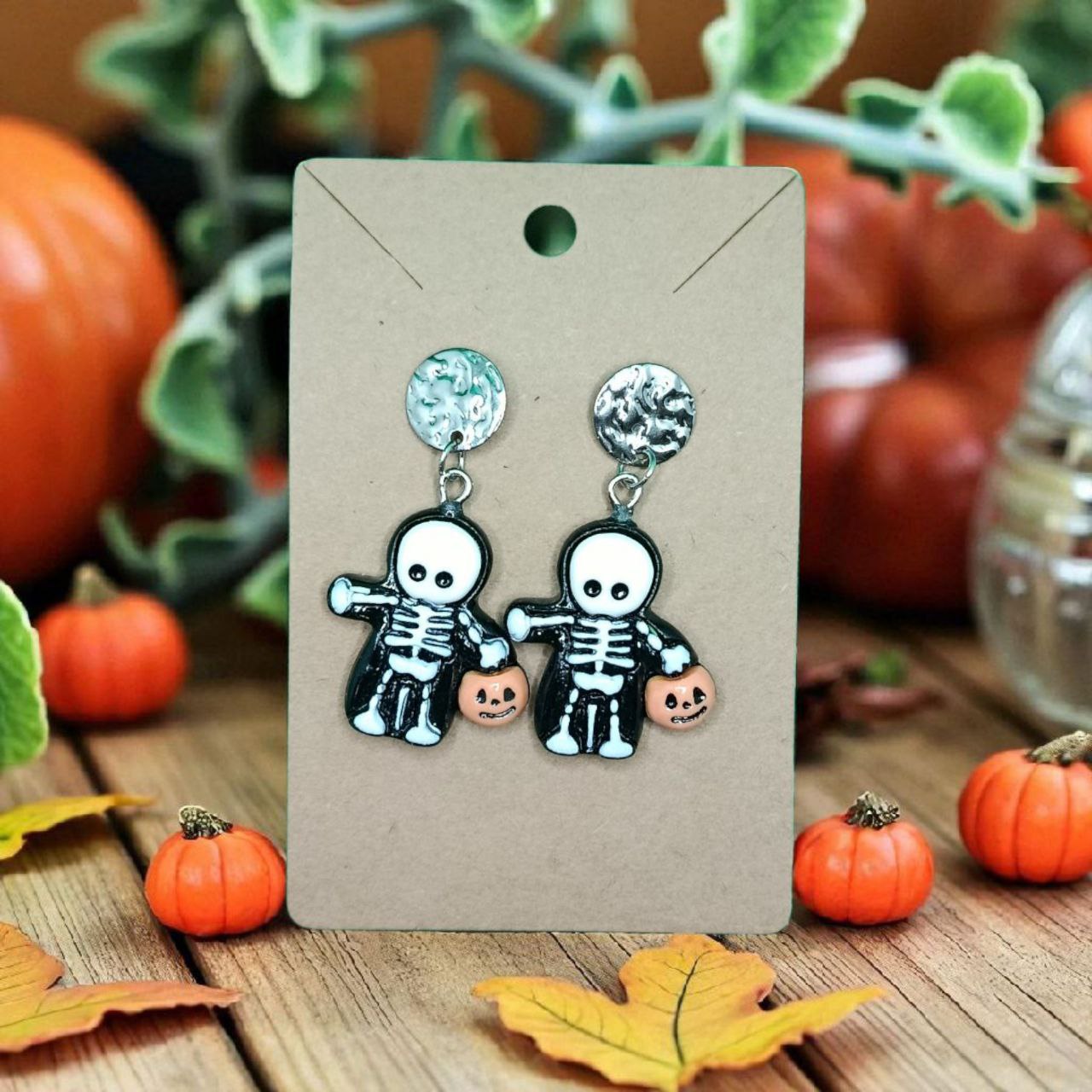 Pendientes con diseño de esqueleto