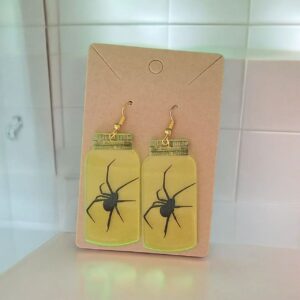 Pendientes Modelo Spider en uso durante una fiesta
