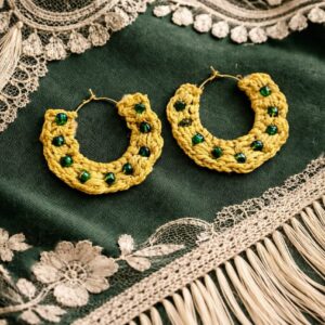 Pendientes Modelo Alhambra con perlitas verde esmeralda